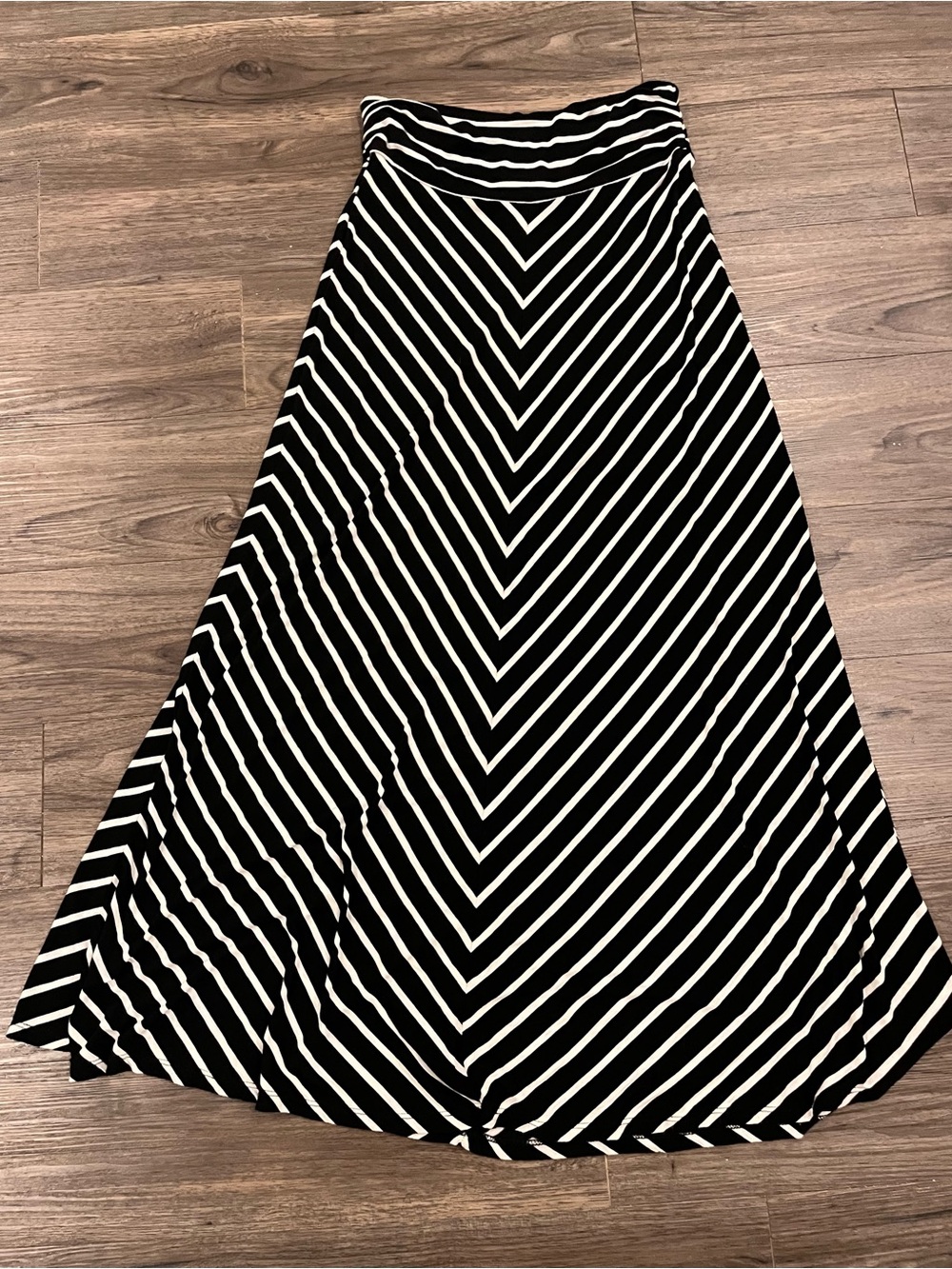 Merona Y2K Black and White Chevron Maxi Skirt - Women's Striped Skirt
